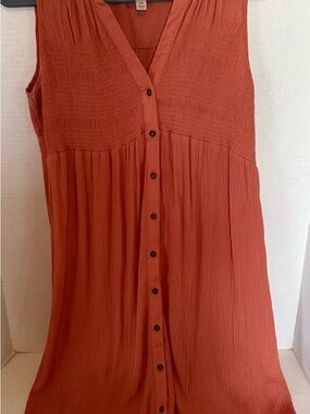 Knox Rose Sleeveless Button-Front Midi Dress in Rust